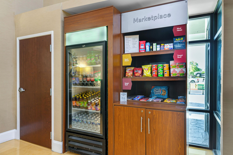 Food & Drinks 5, Comfort Suites Savannah Gateway I-95, Chatham