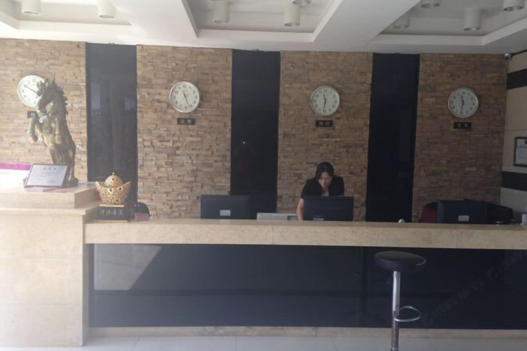 Others 3, Zhengyue Hotel, Qianjiang