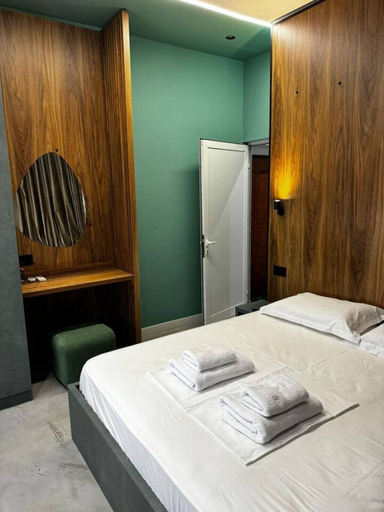 Room 4, Warm Corner Studio Central Comfort, Tirana
