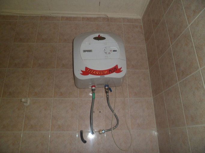 Bathroom, Kota Bunga BB, Cianjur