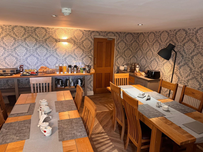 Food & Drinks 5, Regency Guest House, Cambridgeshire