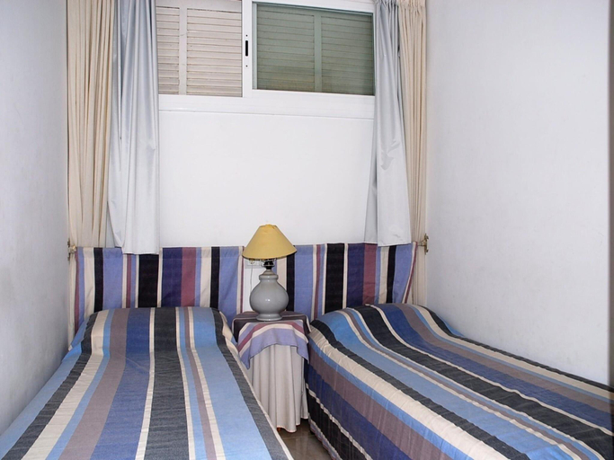 3, Apartment in Spain by the Sandy Beach, Girona