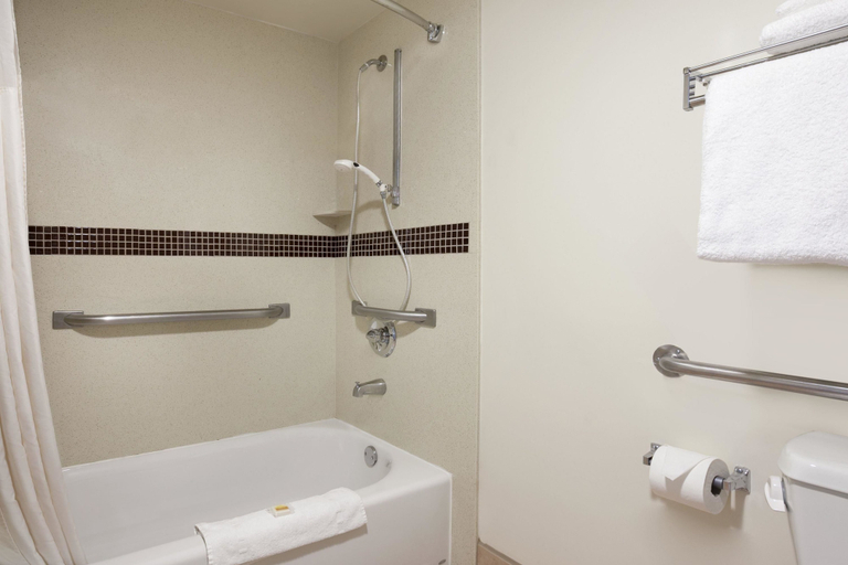 Bathroom 3, Days Inn & Suites by Wyndham Rancho Cordova, Sacramento