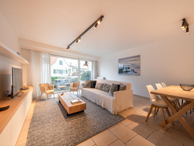 2, Apartment near Albert Beach with Terrace, West-Vlaanderen