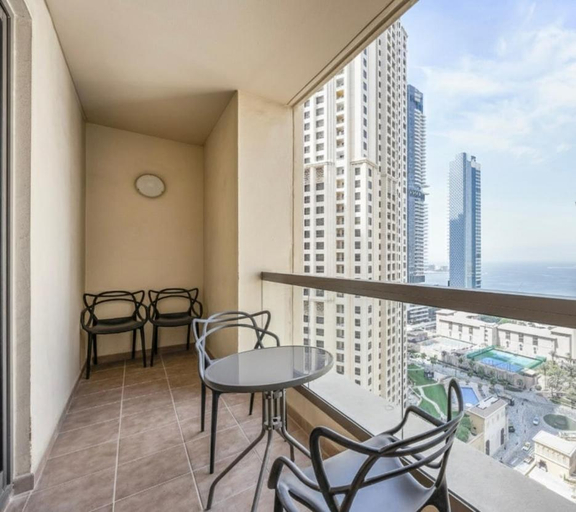 Others 5, Stylish JBR Apartment – Steps from the Beach, Dubai