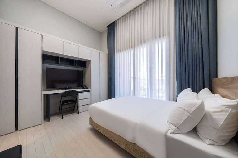 Bedroom 4, Parkview Terrace Hotel, Paju