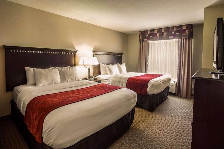 Bedroom 3, Comfort Suites Bloomington I-55 and I-74, McLean
