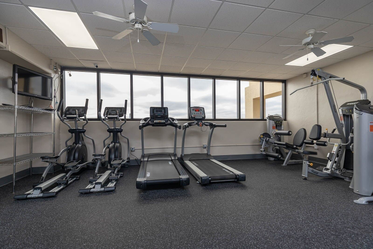 Fitness facility 5, Phoenix Iii 3062 1 Bedroom Condo, Baldwin
