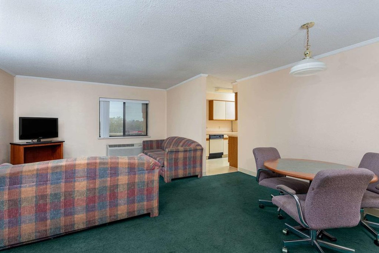 Others 3, Norwood Inn & Suites by BlissPoint Post Rd Indianapolis, Indianapolis