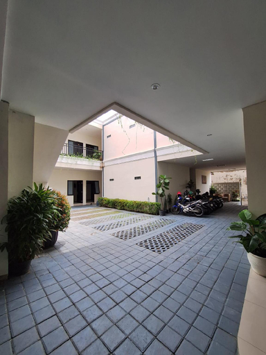 Exterior & Views 1, TRAM The Seturan Raya Xclusive Rooms, Sleman