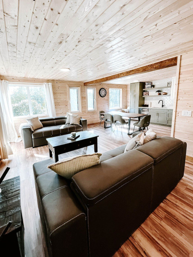 Living area 3, Faloma Lakeside Cabins, Division No. 1