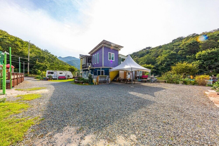 Exterior & Views 2, Hae and Dal Pension, Geoje