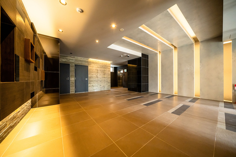 Others 5, Hanazonocho-Nishi, Osaka