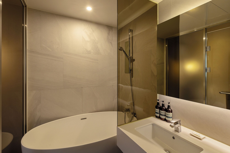 Bathroom 5, NewCZ Gwangan Hotel, Suyeong