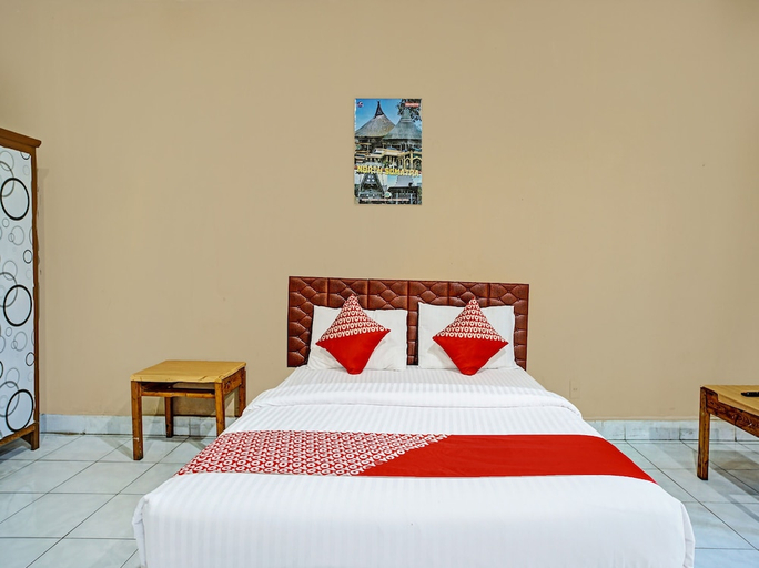 Bedroom 3, Capital O 92214 Beristera Hotel, Dairi
