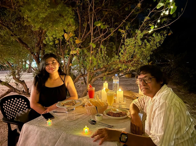 Food & Drinks 5, YUVi blue maldives, Kaafu Atoll