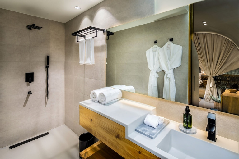 Bathroom, Terra Solis Dubai, Dubai