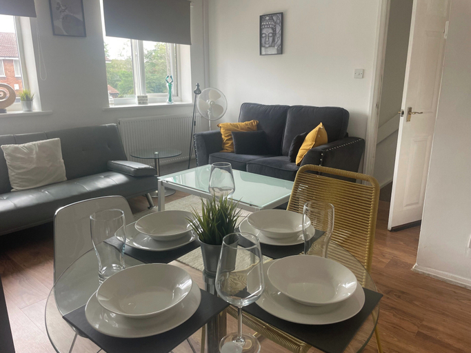 Interior, Apartment - Sleeps 4 & On-site Parking, Sandwell