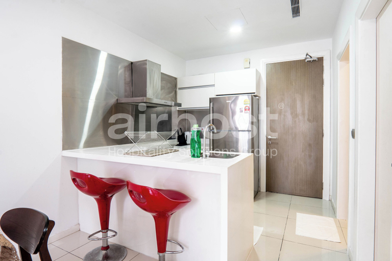 Private kitchen, M City Residence by Airhost, Gombak