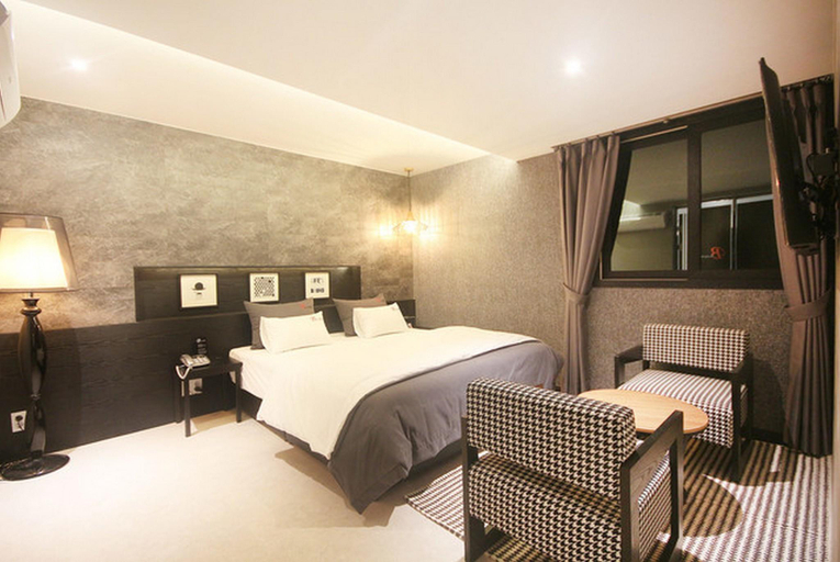 Bedroom 2, Yangsan Mulgeum Bliss Hotel, Yangsan