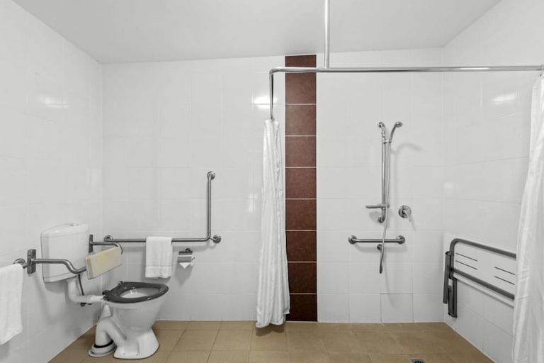 Bathroom 3, Discovery Parks - Darwin, Darwin