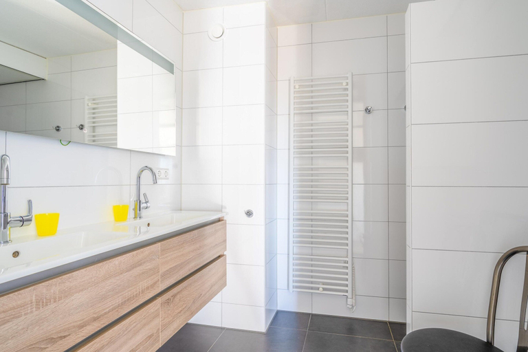 Bathroom 3, 4-person Apartment With Island View, Texel