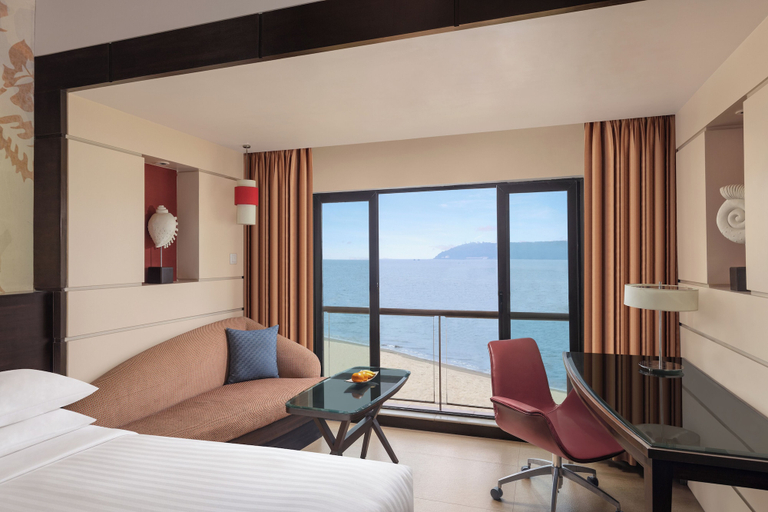 Bedroom 4, Goa Marriott Resort & Spa, North Goa