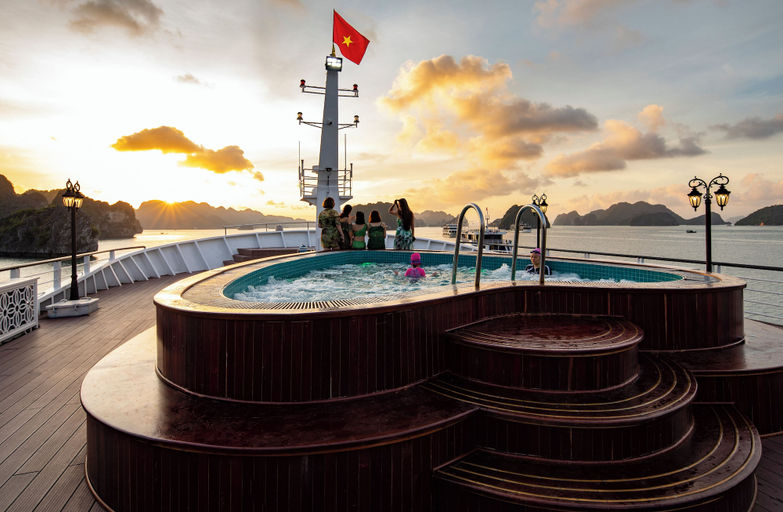 Sport & Beauty 3, Aspira Cruises, Hạ Long