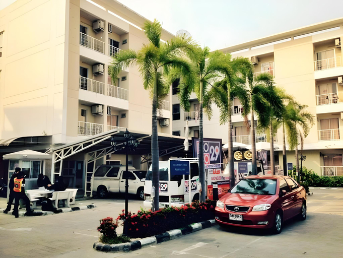 Exterior & Views 1, Baanbudsarin Apartment, Muang Sing Buri