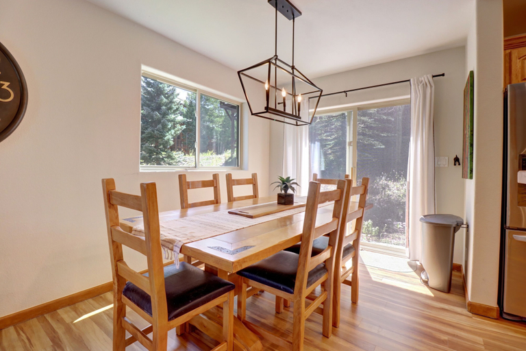 Dining 3, 122 Lookout Ridge 2 Bedroom Townhouse, Summit