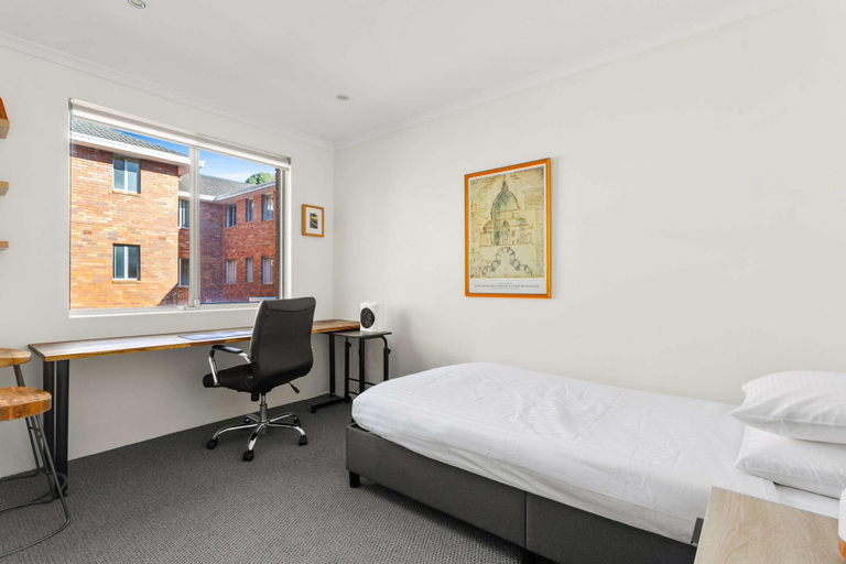 Bedroom 3, Beautifully Peaceful 2-Bed Apartment, Sydney