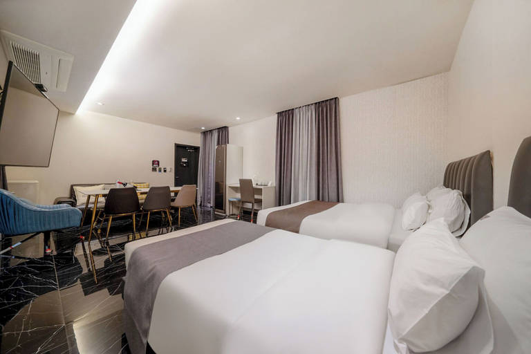 Bedroom 4, Cheonho Aria Hotel, Gangdong