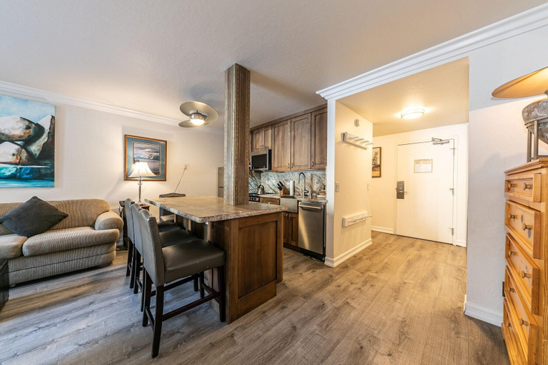 Living area 5, 115 Bldg B Studio, Nevada