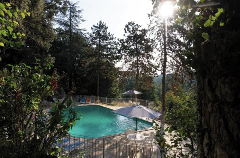 Pool 4, Stay at the Chateau- Studio 2P- With Pool and Park, Tarn-et-Garonne