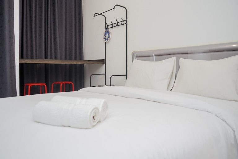 Bedroom 5, Nice And Comfy Studio At Serpong Garden Apartment, Tangerang