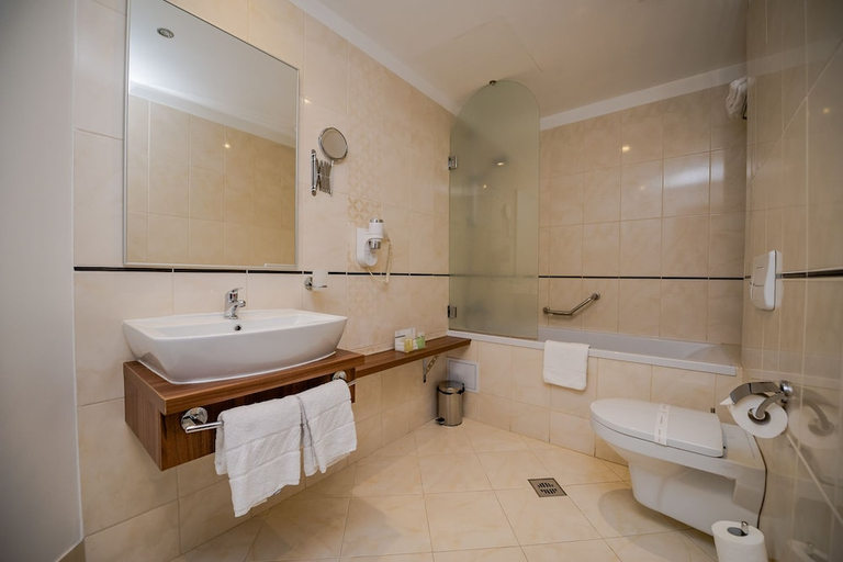Bathroom 3, Ambasador Hotel, Municipiul Bucuresti