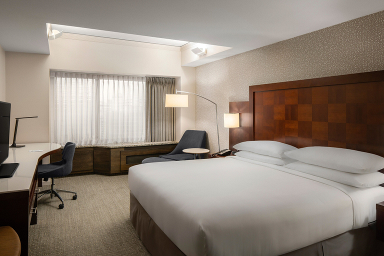 Bedroom 3, Renaissance Seattle Hotel, Seattle