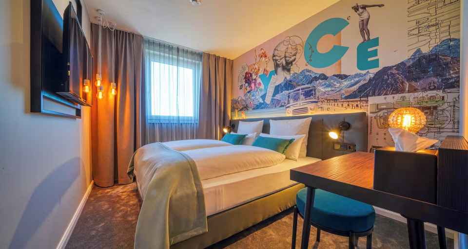 Bedroom 3, PLAZA INN Ulm, Ulm
