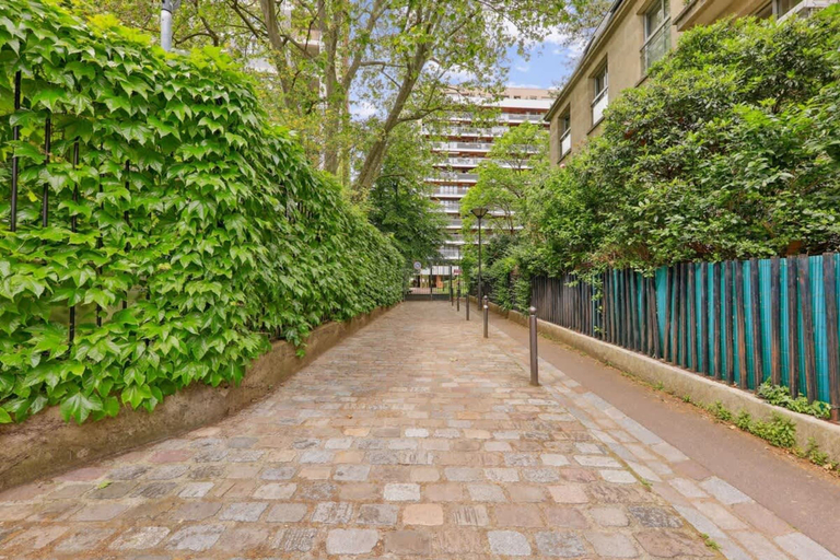 Exterior, Spacious Apartment With Balcony -11th- Mobility le, Paris