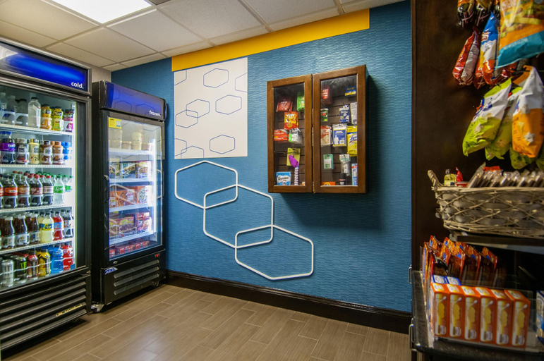 Food & Drinks 5, Hampton Inn West Monroe, Ouachita
