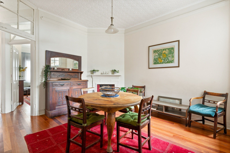 Dining 2, Quaint 3-bed Heritage Home in the Heart of Sydney, Sydney