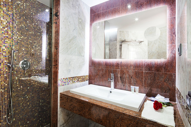 Bathroom 5, Europe Playa Marina -Only Adults, Baleares