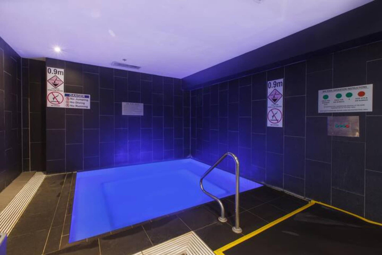 Sport & Beauty 2, Incredible City Views in Convenient CBD Apartment, Melbourne