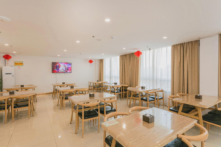 Food & Drinks 5, Greentree Inn Qufu High Speed Railway Station, Jining