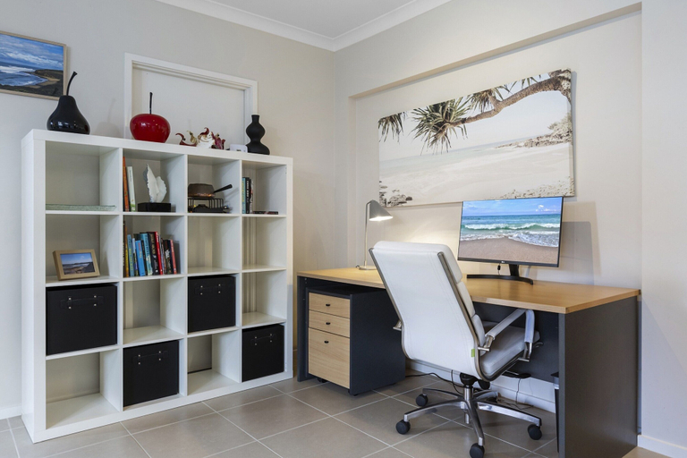 Room 3, Cosy 3-bedroom Retreat With Outdoor Space, Surf Coast - East