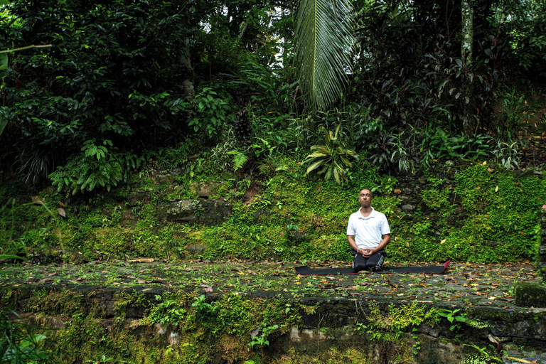 Yoga 4, Eladetta Walauwa Kandy, K.F.G. & G. Korale