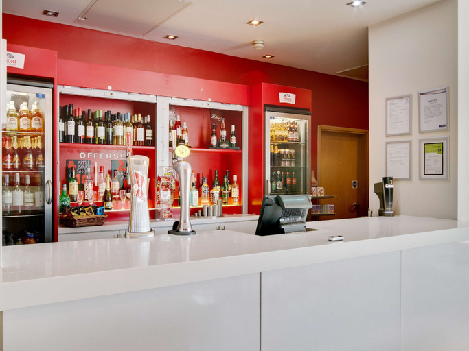 Food & Drinks 5, Travelodge Cardiff Atlantic Wharf Hotel, Cardiff