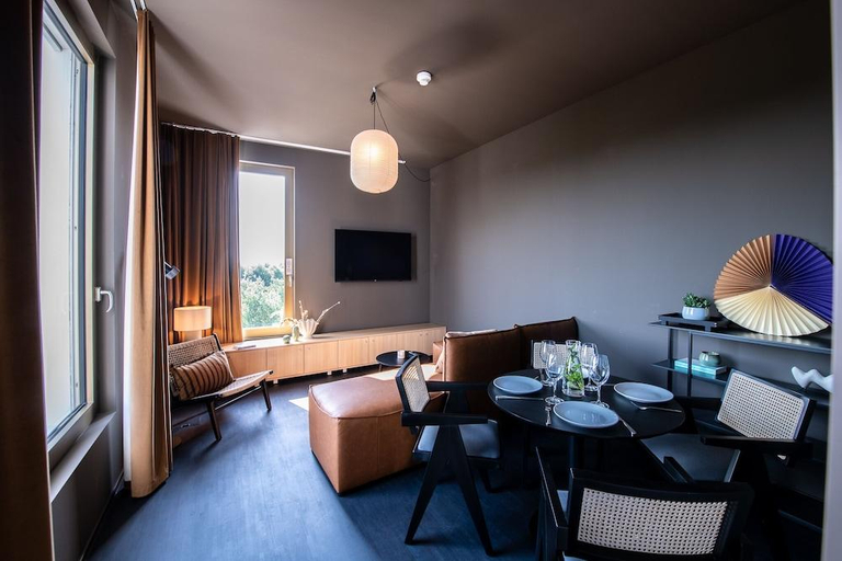 Others 5, Hotel Stucki, Basel