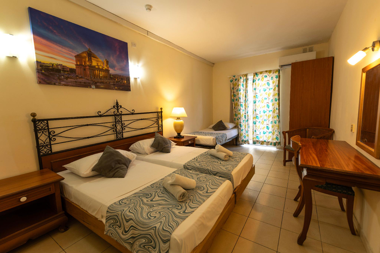 Bedroom 3, Qawra Point Holiday Complex, Saint Paul's Bay
