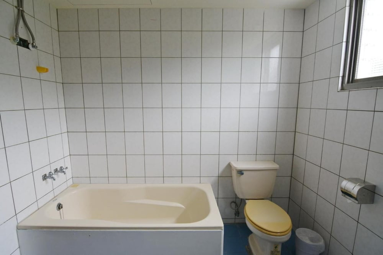 Bathroom 4, Fugong Hostel, Taitung